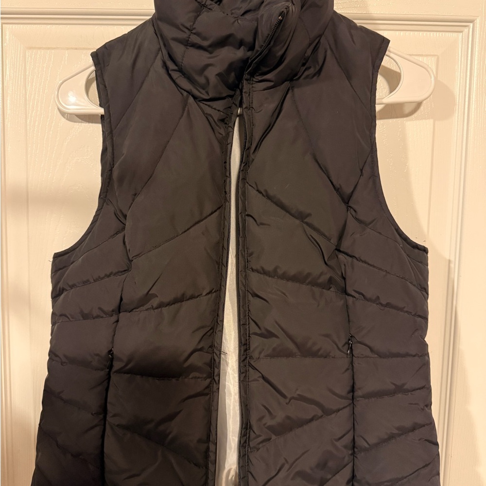 Kenneth Cole Reaction Black Quilted Vest